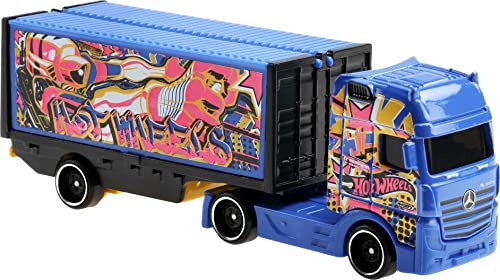 Hot Wheels® Track Trucks, Racing Rig with 1 1:64 Scale Car, Works on Track, Gift for Collectors & Kids Ages 3 Years Old & Up