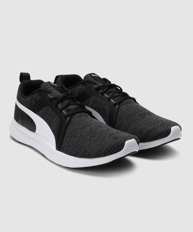 PUMA Frost Walking Shoes For Men(Black)