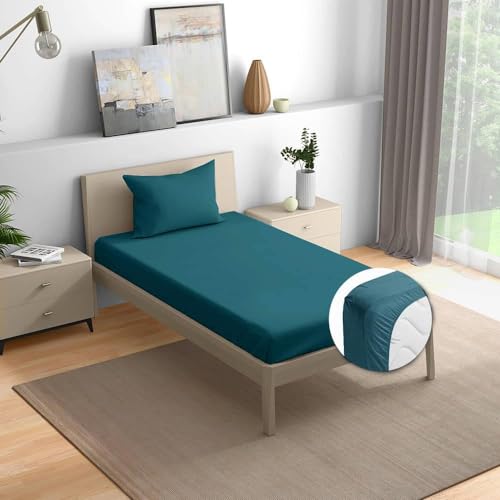 Peter England Men’s Regular Fit Branded Insignia Half Sleeve Polo T-Shirt|Cotton Rich|Premium Pique Weave,S,Adrenaline Red