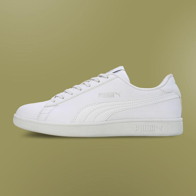 PUMA Smashic Sneakers For Men(White , 10)