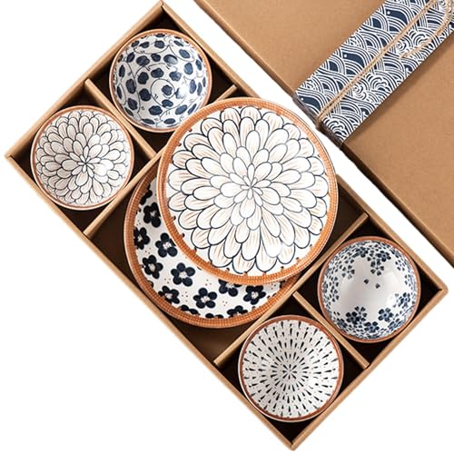 Razer Ornata V3 X Gaming Keyboard: Low-Profile Keys – Silent Membrane Switches – UV-Coated Keycaps – Spill Resistant – Chroma RGB Lighting – Ergonomic Wrist Rest – Classic Black – RZ03-04470100-R3M1